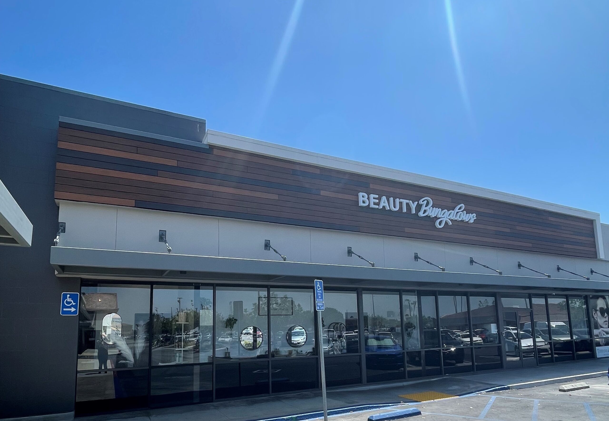 Beauty Bungalows — image 1