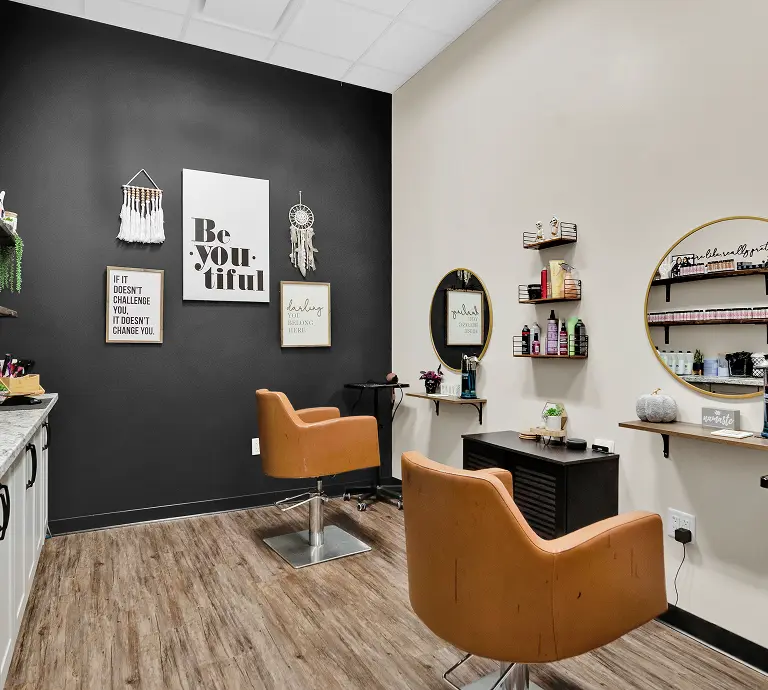 Phenix Salon Suites — image 1